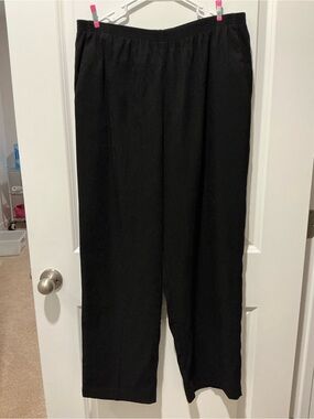 Alfred Dunner Black Elastic Waist Pull-On Pants